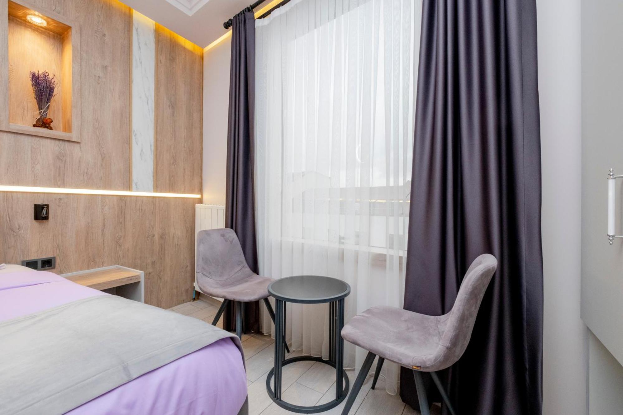 Lavender Airport Hotel Arnavutkoy Bagian luar foto