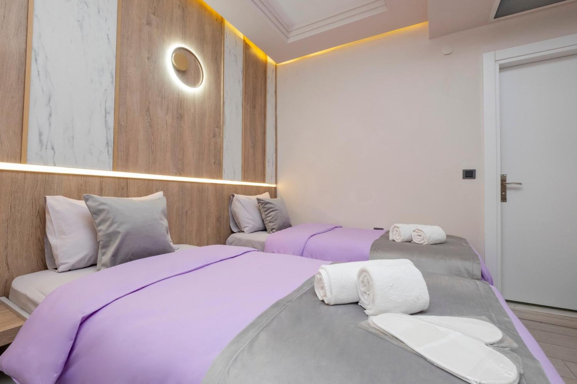 Lavender Airport Hotel Arnavutkoy Bagian luar foto