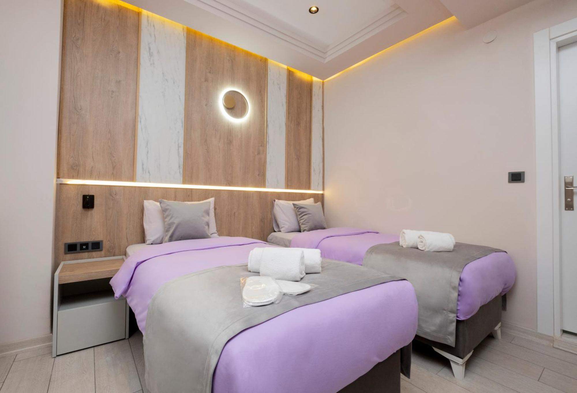 Lavender Airport Hotel Arnavutkoy Bagian luar foto