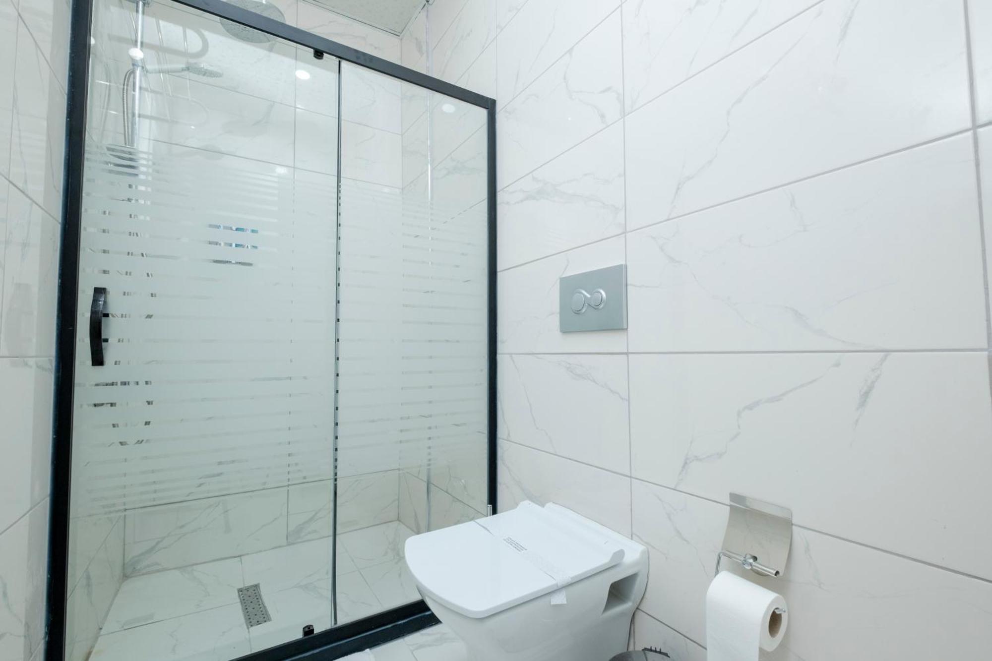 Lavender Airport Hotel Arnavutkoy Bagian luar foto